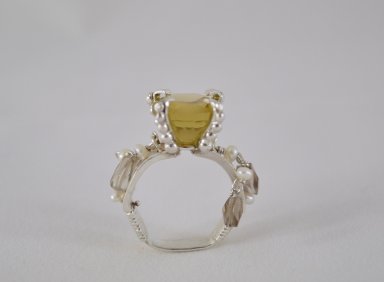 Ηρώ Ξενάκη δαχτυλίδι kίτρινο τοπάζι