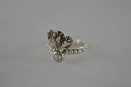 Iro Xenaki pearl ring